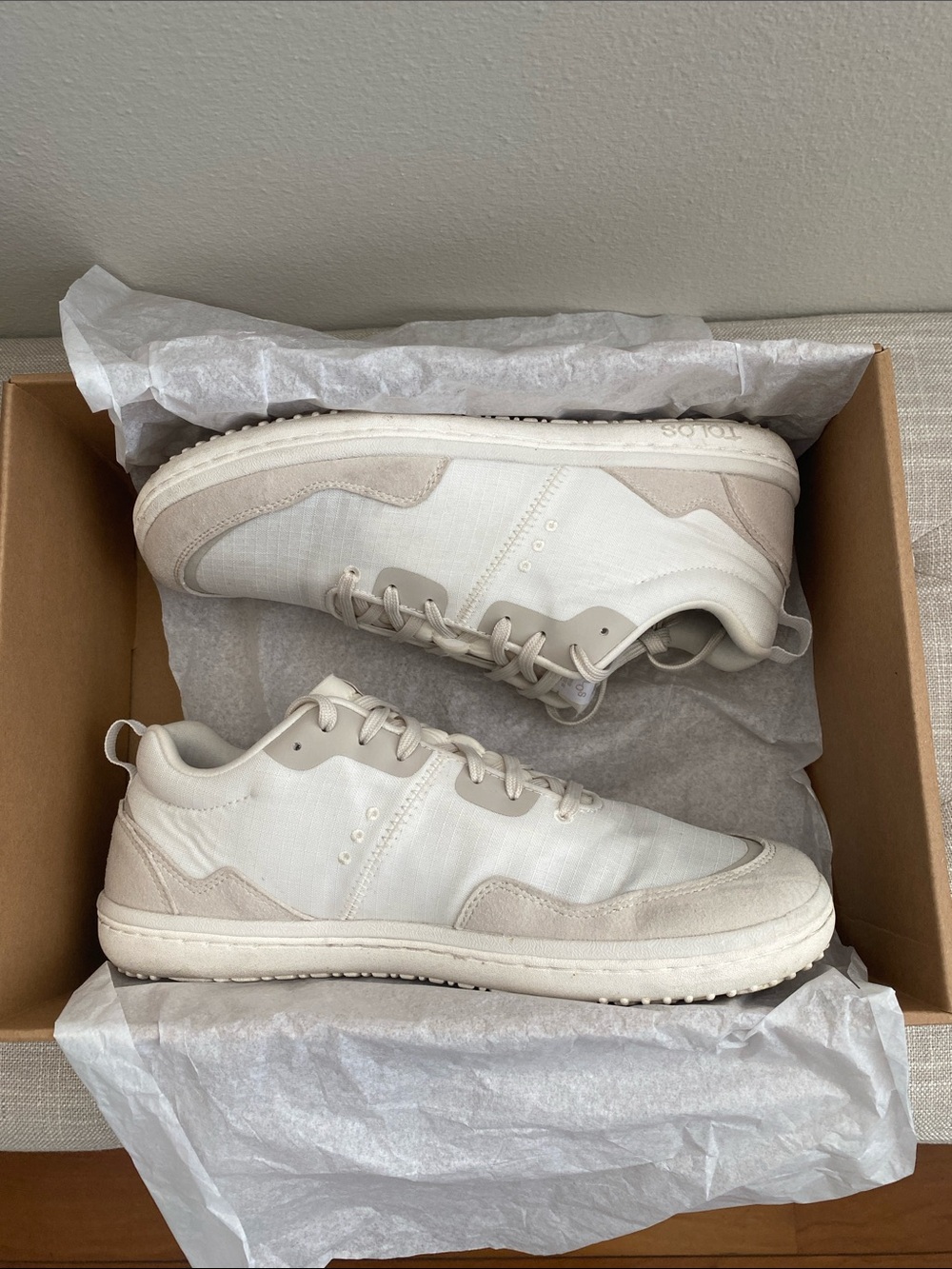 Tolos Soleil Low Top Transition Sneaker - Picture 9 of 10